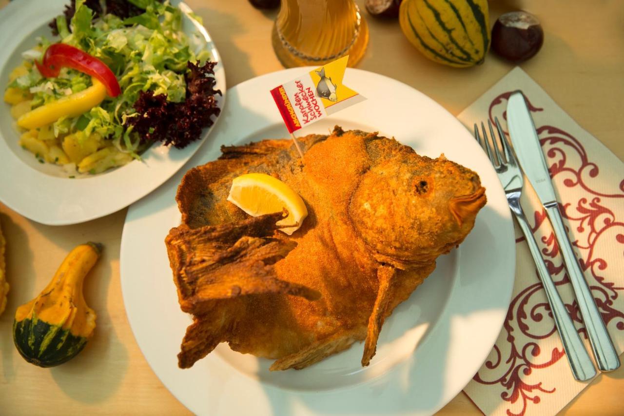 Gasthaus Zur Wolfsschlucht 호텔 Sugenheim 외부 사진