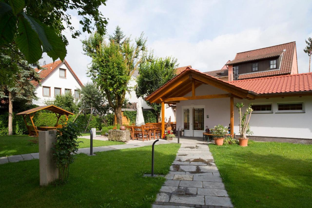 Gasthaus Zur Wolfsschlucht 호텔 Sugenheim 외부 사진